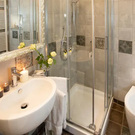 Qk Costa58 Tower Apartment Florence